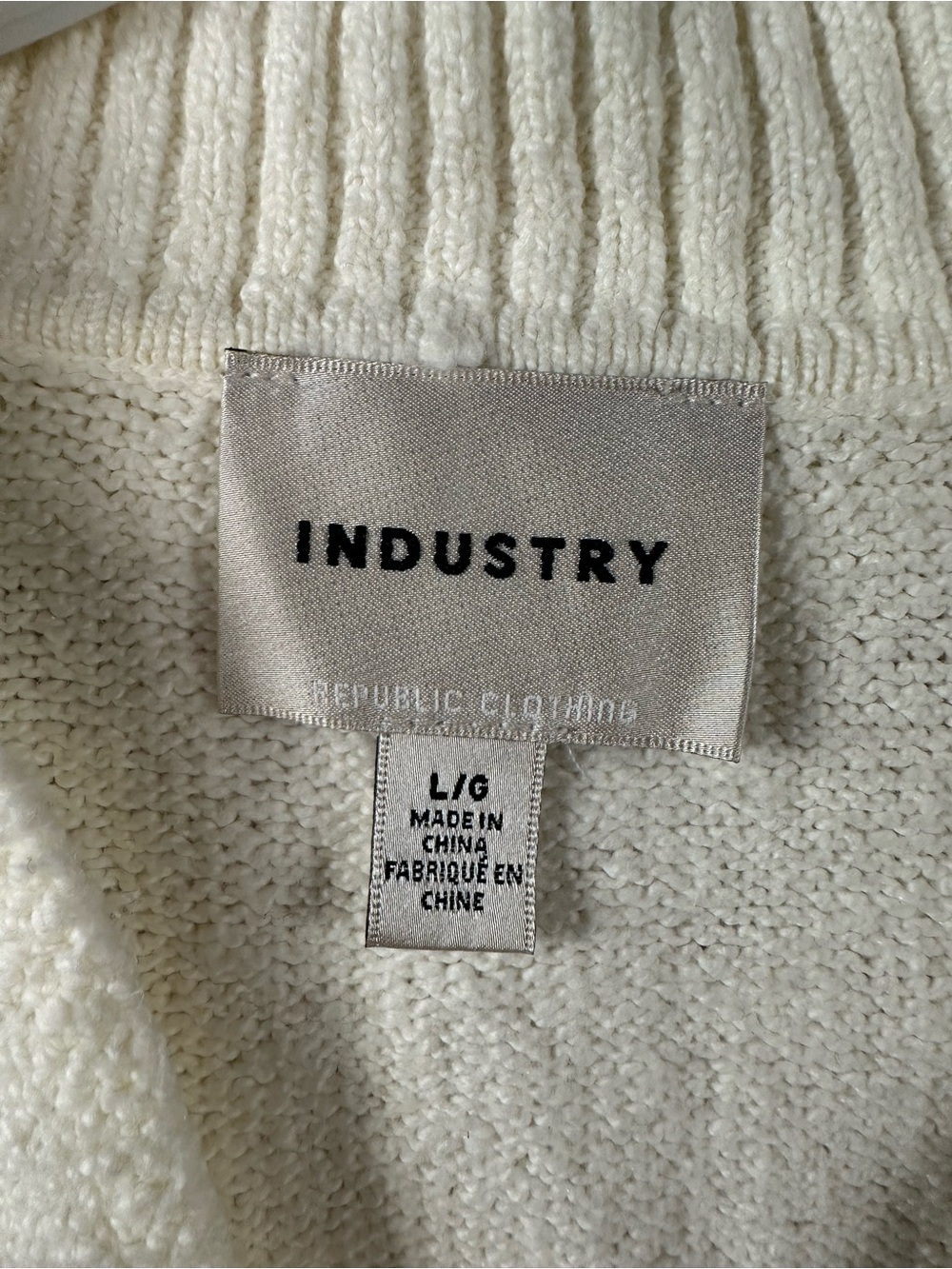INDUSTRY Cream Knit Collared V-Neck Pullover Sweater Size Large - Picture 3 of 11